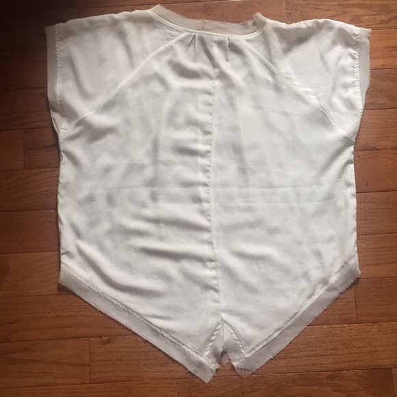 Romeo & Juliet Couture beaded top size small - Picture 2 of 3